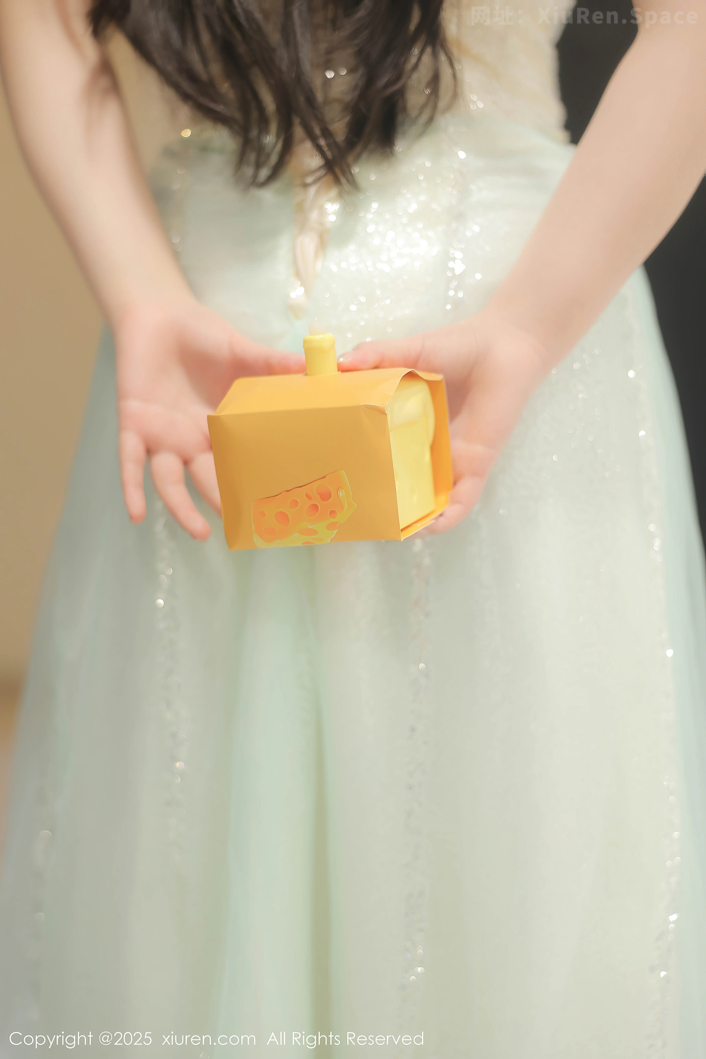 图片[6]-[XiuRen秀人网] VOL.10222 模特蛋蛋宝性感紫色蕾丝内衣配超薄丝袜秀丰满身材撩人诱惑写真78P-秀人网官方网站